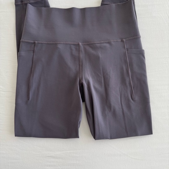 Athleta salutation stash 7/8 tight - Picture 2 of 4